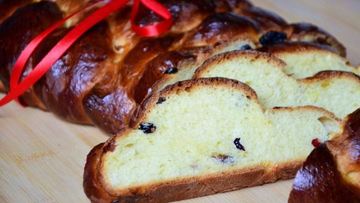 Рецепт Пасхальной булки с изюмом