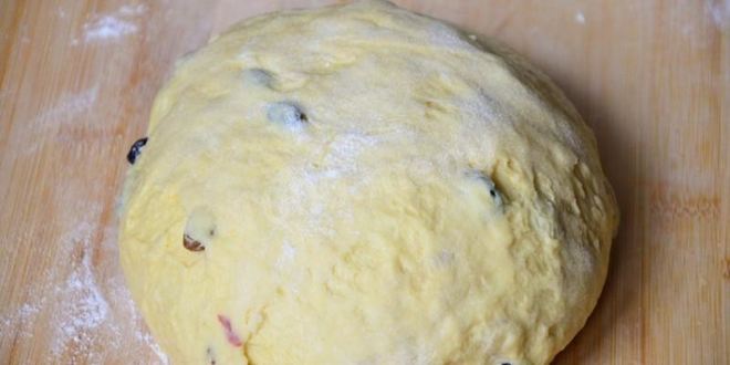 Рецепт пасхальной булки с изюмом