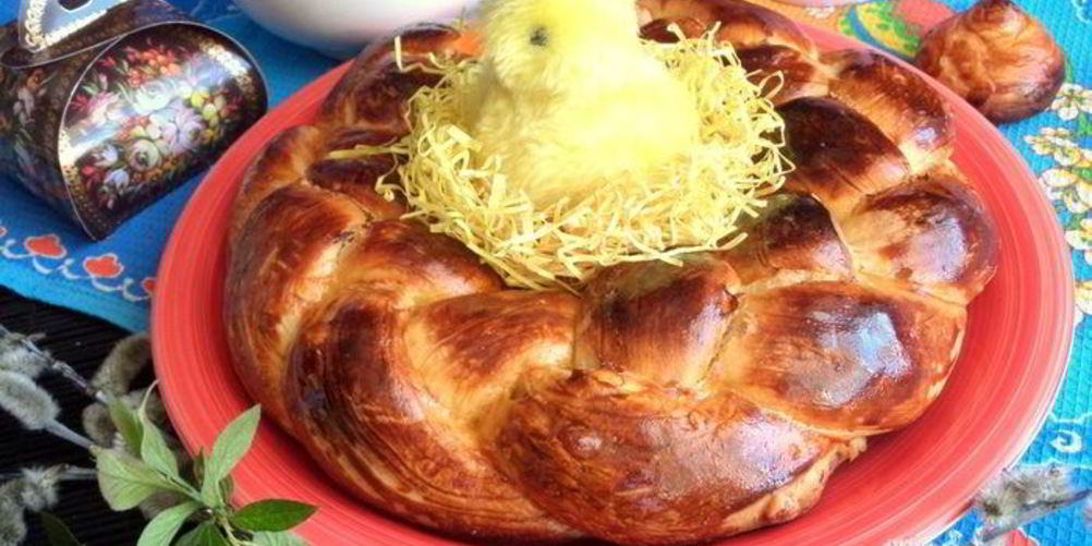 Как приготовить пасхальную косу с цукатами