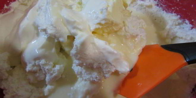 Рецепт творожной пасхи на сгущенке