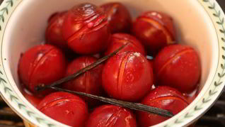 Рецепт Слив, запеченных в вине