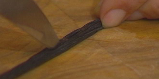 Рецепт слив, запеченных в вине