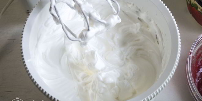 Рецепт клубничного торта-суфле