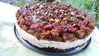 Рецепт Шоколадного кухэ с нежнейшим вишневым кремовым суфле