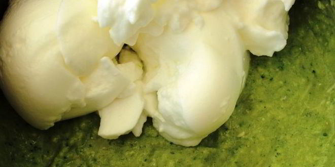 Рецепт суфле из брокколи и двух видов сыра