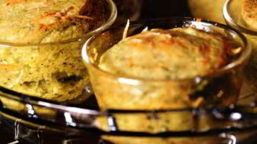 Рецепт Суфле из брокколи и трех видов сыра