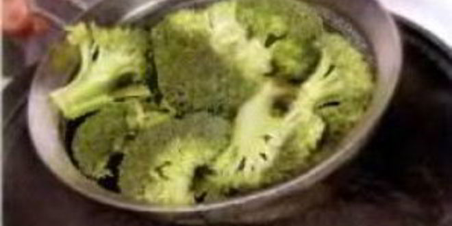 Рецепт суфле из брокколи и трех видов сыра