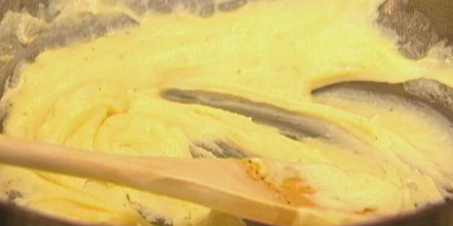 Рецепт суфле из сыра пеше миньон с мускатным орехом