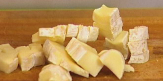 Рецепт суфле из сыра пеше миньон с мускатным орехом