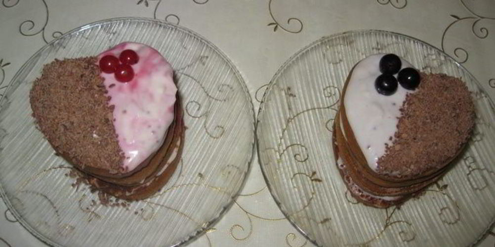 Как приготовить тирамису для двоих, с красной и черной смородиной