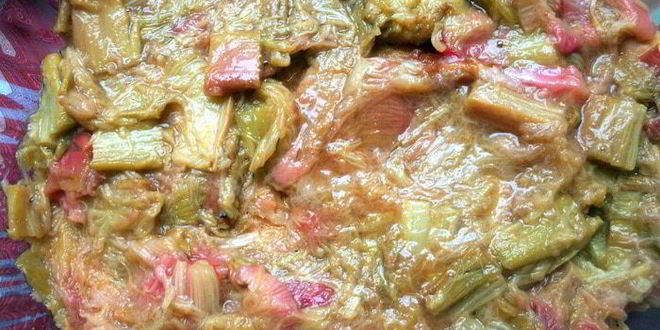 Рецепт тирамису с ревенем и белым шоколадом