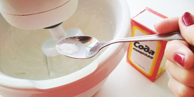 Рецепт бисквита с вишней и зефирным кремом