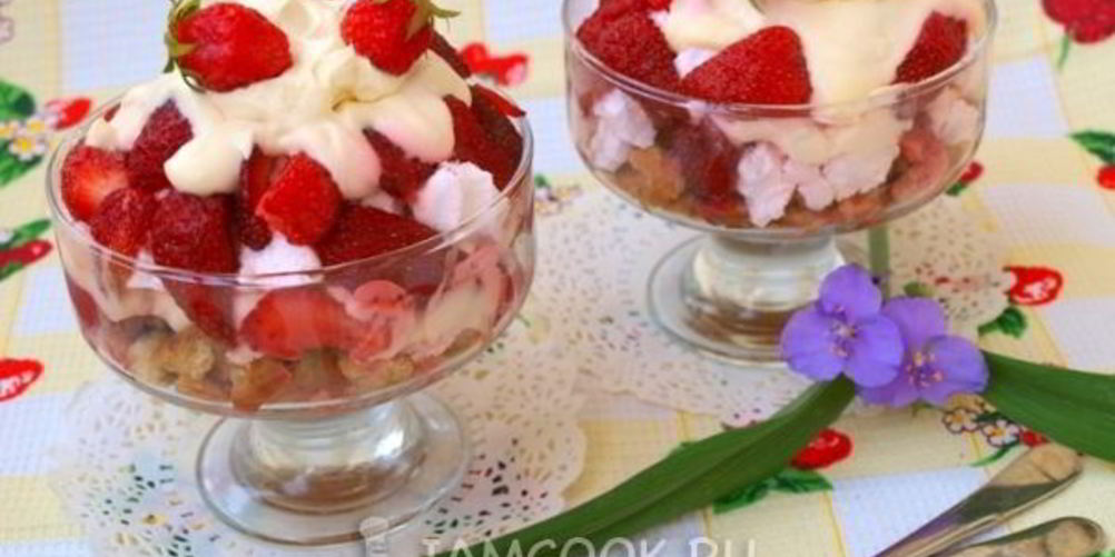 Как приготовить клубничный десерт с зефиром