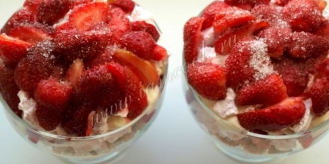 Рецепт клубничного десерта с зефиром