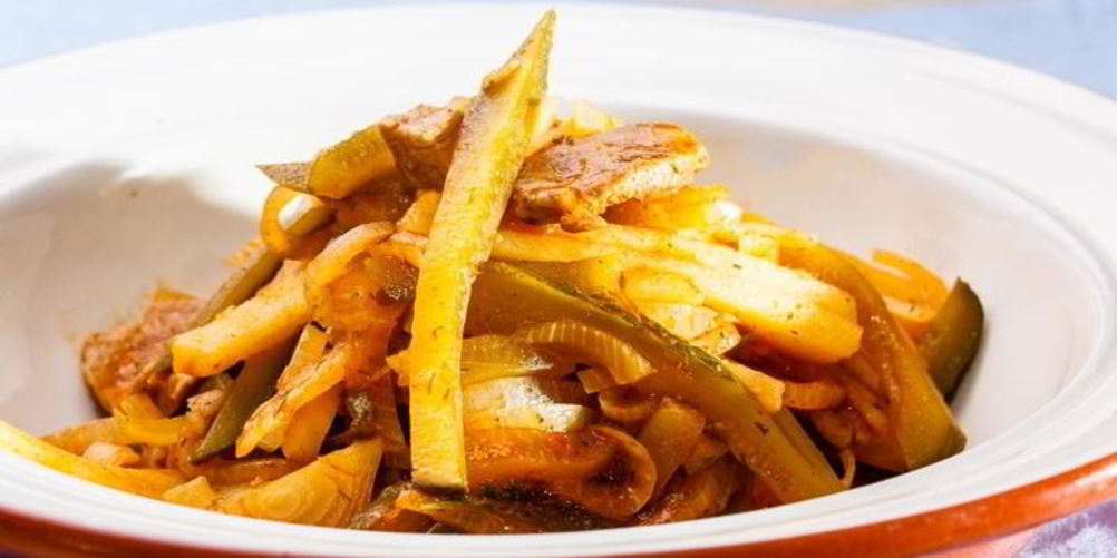 Как приготовить мясное азу с картофелем