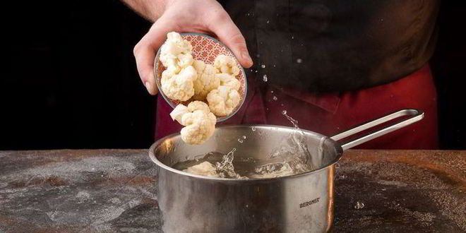 Рецепт биточков из киноа с цветной капустой и укропом