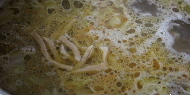 Рецепт домашней лапши с курицей