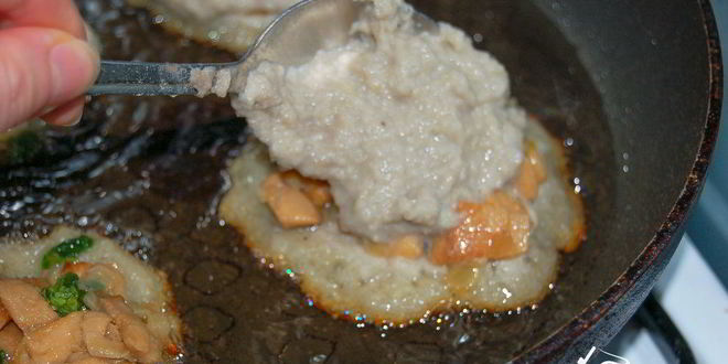 Рецепт драников с грибами и грибным соусом