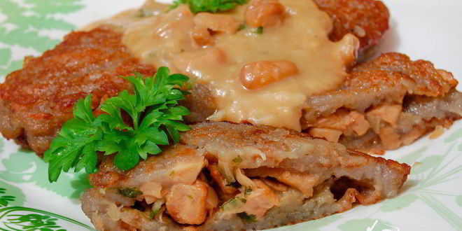 Рецепт драников с грибами и грибным соусом