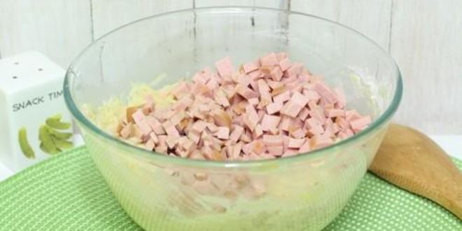 Рецепт драников с колбаской и зеленью