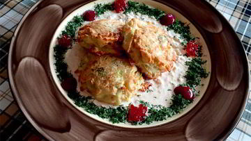 Рецепт Драников с лососем и брокколи