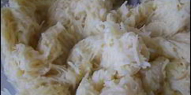 Рецепт картофельных драников с мясом под грибным соусом