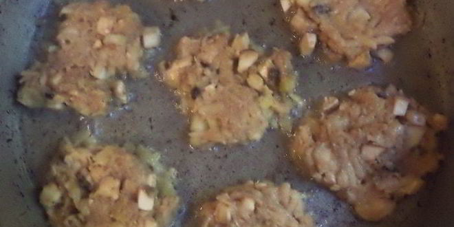 Рецепт картофельных драников с шампиньонами и кабачком