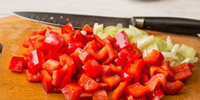 Рецепт фрикаделек с ананасами в кисло-сладком соусе