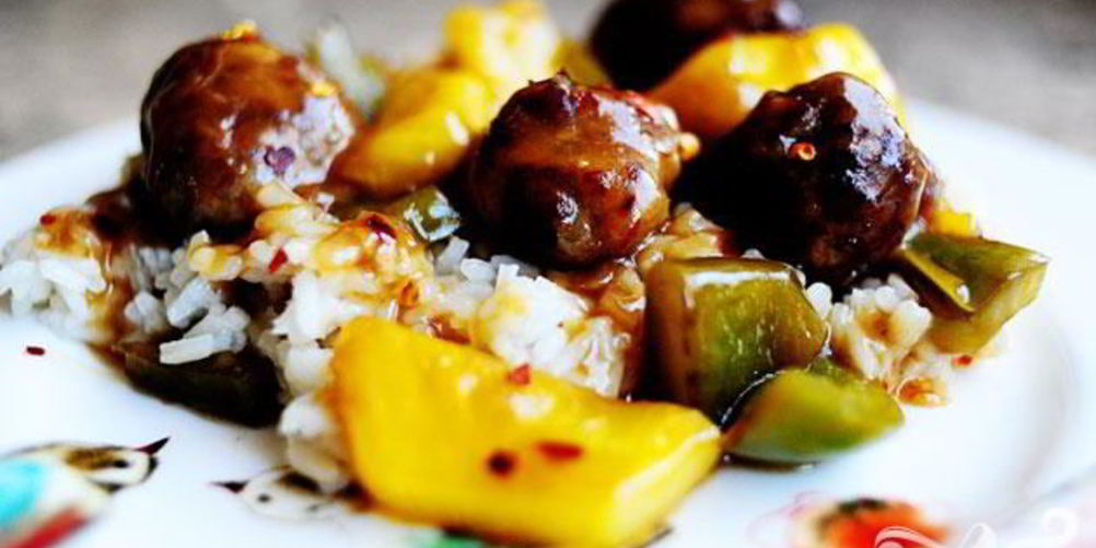 Как приготовить фрикадельки с болгарским перцем и ананасами