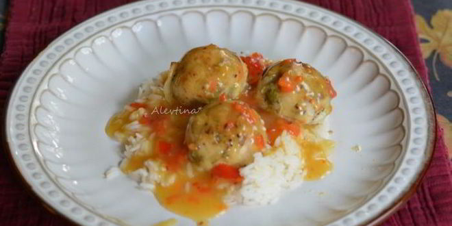 Рецепт фрикаделек с фисташками из индюшатины под апельсиновым соусом