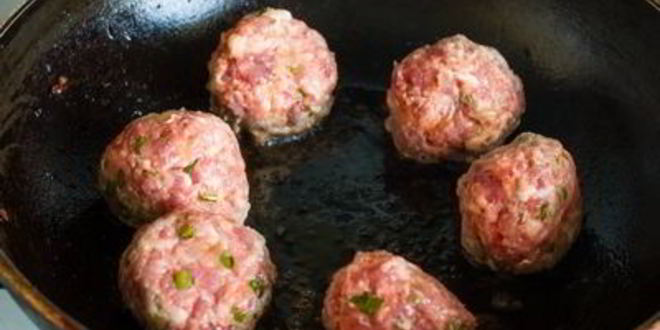 Рецепт фрикаделек с начинкой в средиземноморском стиле