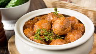 Рецепт Фрикаделек в пикантном томатном соусе