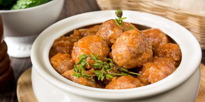 Рецепт фрикаделек в пикантном томатном соусе