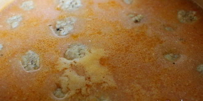 Рецепт мясных фрикаделек в сметанно-томатном соусе