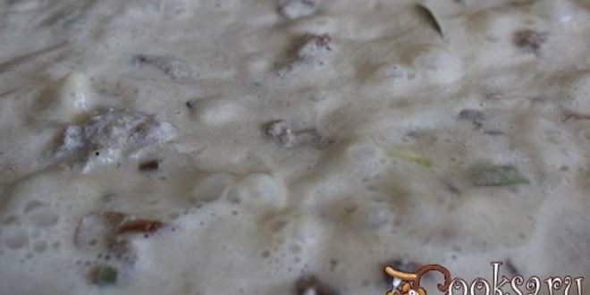 Рецепт спагетти с фрикадельками в сметанно-грибном соусе