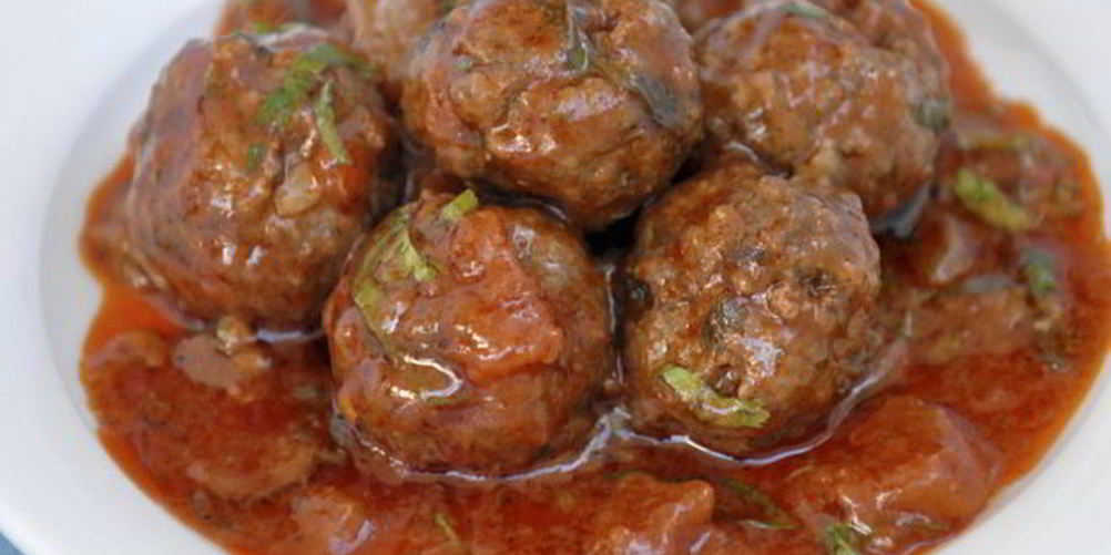 Как приготовить тушеную капусту с фрикадельками