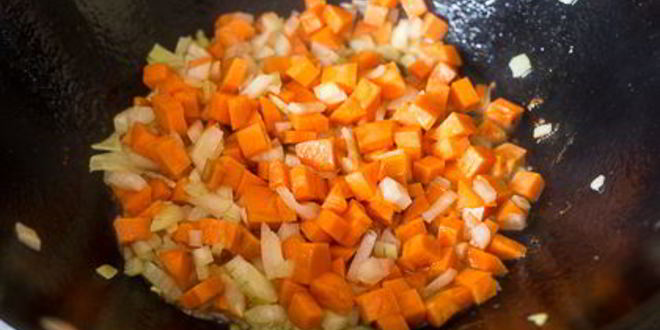 Рецепт кантонского жареного риса с курицей