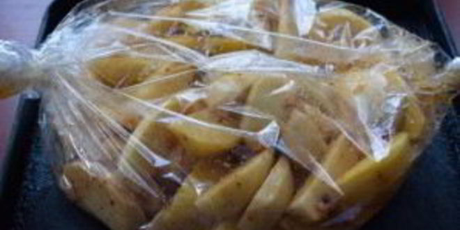 Рецепт картофеля по-деревенски в рукаве