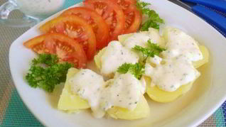 Рецепт Картофеля под чесночно-сырным соусом