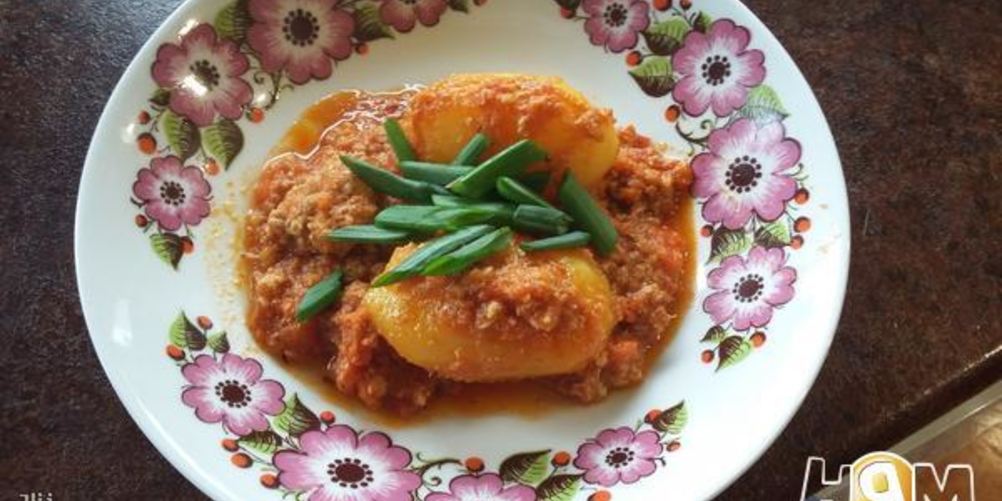 Как приготовить картофель под мясной заливкой