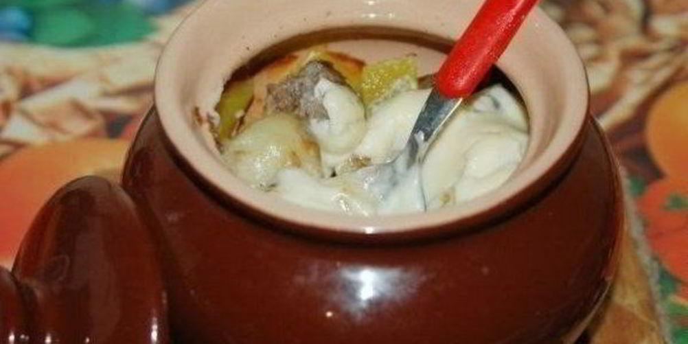 Как приготовить картофель с мясным фаршем в горшочках