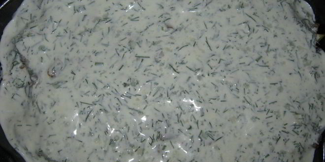 Рецепт картофеля в сметанно-чесночной заливке