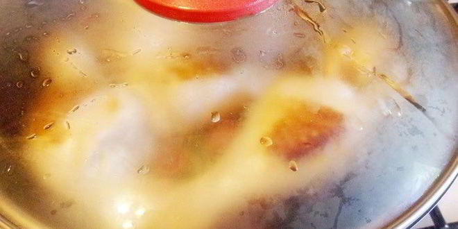 Рецепт риса с креветками, курицей и копчеными колбасками