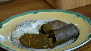 Рецепт Долмы с кускусом и вялеными помидорами