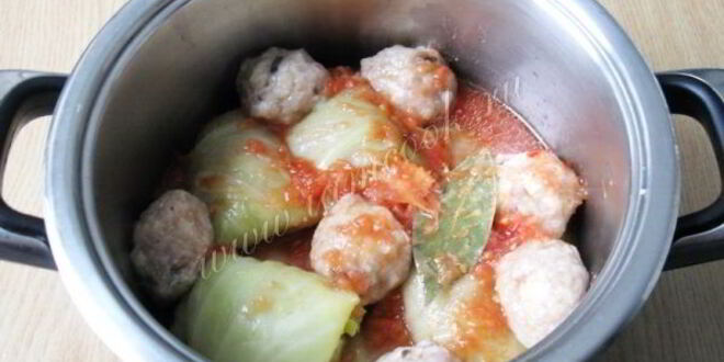 Рецепт голубцов с курицей, свиной грудинкой и грибами