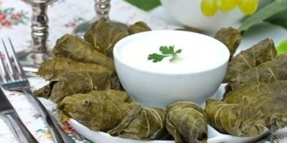 Как приготовить голубцы в виноградных листьях