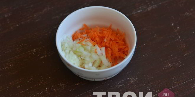 Рецепт куриных голубцов в листьях савойской капусты