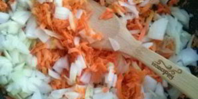 Рецепт ленивых голубцов с рисом и фаршем