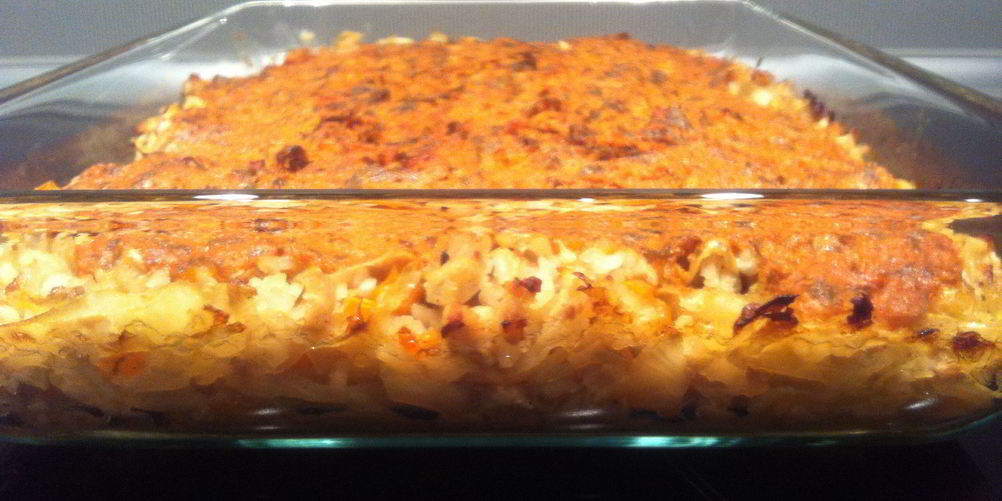 Как приготовить ленивые голубцы с томатным соусом