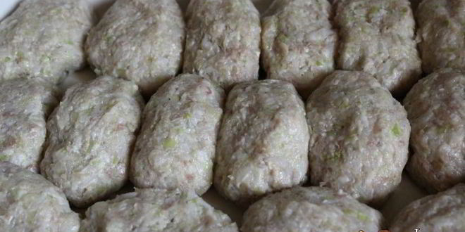 Рецепт ленивых голубцов запеченных в сметане